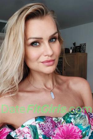 228551 - Agnieszka Iwona Age: 43 - Poland